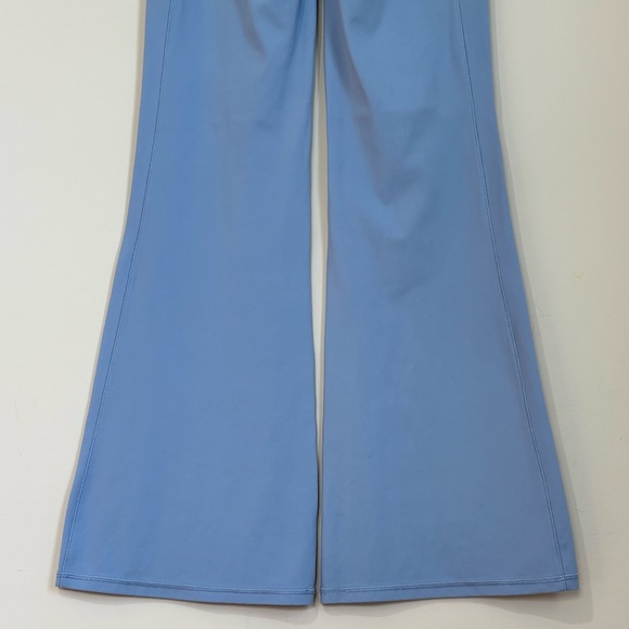 ATHLETA legging salutation stash flare leg baby blue high rise pull on yoga pant - Picture 8 of 16